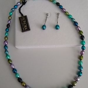 Honora pearl necklace w/matching earrings